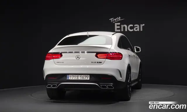Mercedes-Benz GLE-Class 2019 5.5 автомат (гидро), миниатюра 4