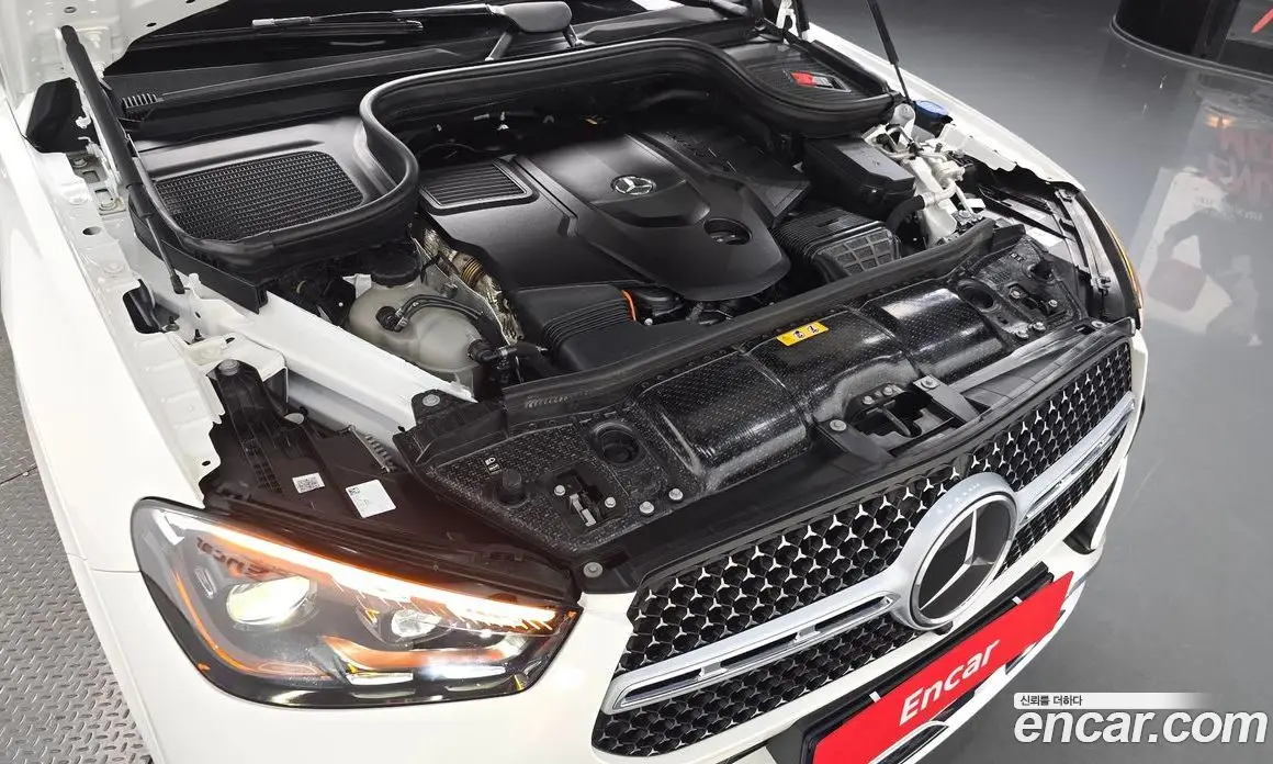 Mercedes-Benz GLE-Class 2023 3.0 автомат (гидро), фото 5