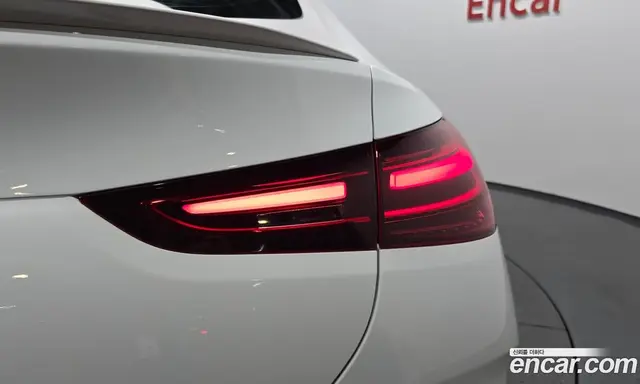 Mercedes-Benz GLE-Class 2023 3.0 автомат (гидро), миниатюра 8