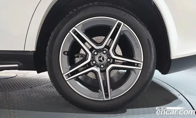 Mercedes-Benz GLS-Class 2022 2.9 автомат (гидро), миниатюра 6