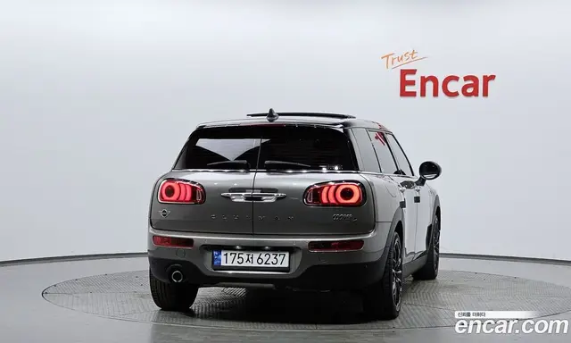 Mini Clubman 2019 2.0 автомат (гидро), миниатюра 3 Mini Clubman 2019 2.0 автомат (гидро), миниатюра 3