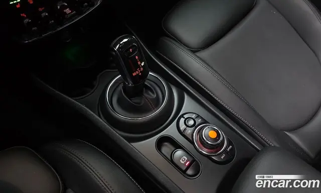 Mini Clubman 2021 2.0 автомат (гидро), миниатюра 12