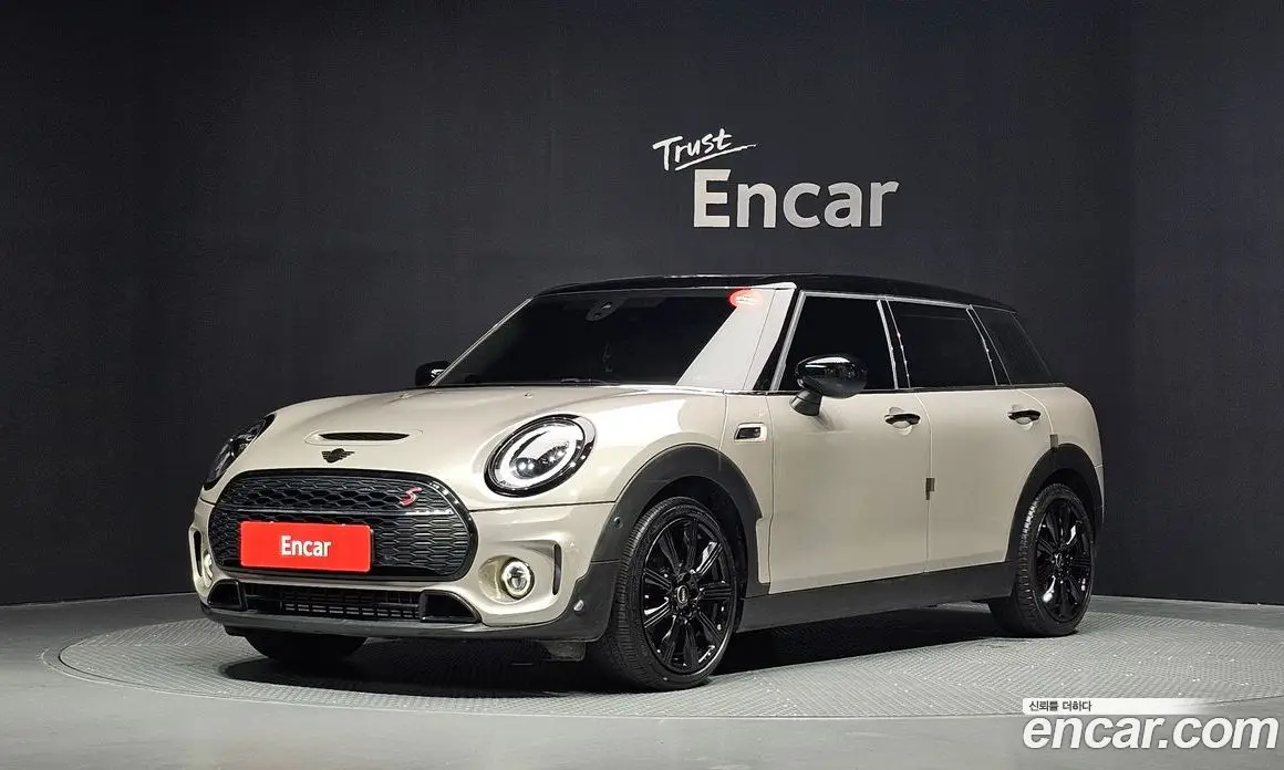 Mini Clubman 2022 2.0 автомат (гидро), фото 1 Mini Clubman 2022 2.0 автомат (гидро), фото 1