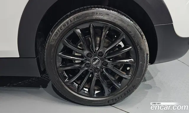 Mini Clubman 2023 1.5 автомат (гидро), миниатюра 6 Mini Clubman 2023 1.5 автомат (гидро), миниатюра 6