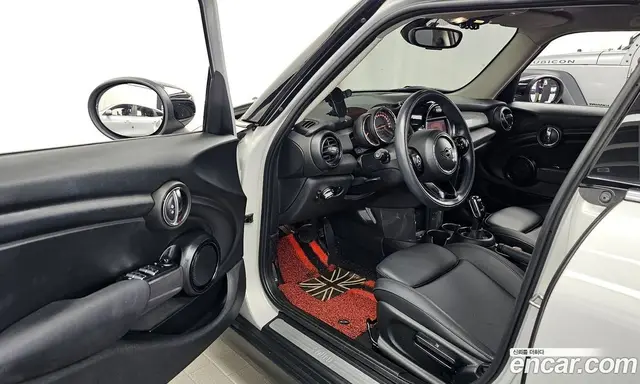 Mini Cooper 2020 1.5 автомат (гидро), миниатюра 10 Mini Cooper 2020 1.5 автомат (гидро), миниатюра 10