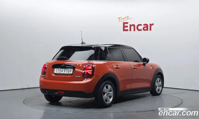 Mini Cooper 2021 1.5 автомат (гидро), миниатюра 2