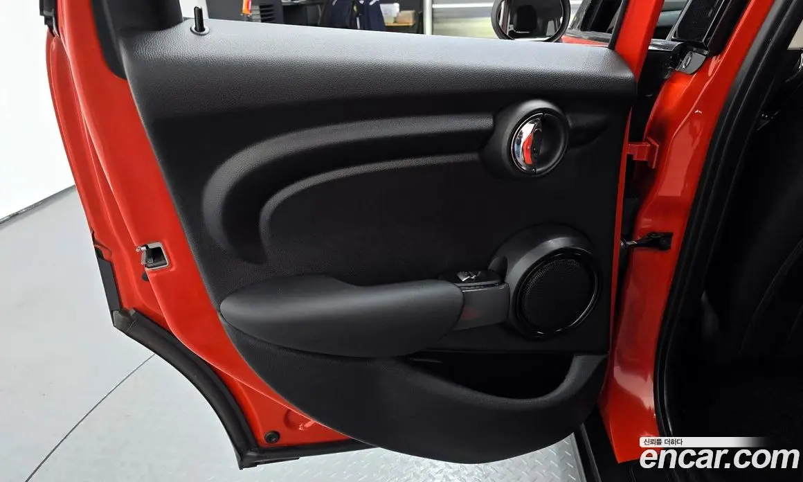 Mini Cooper 2021 1.5 автомат (гидро), фото 15