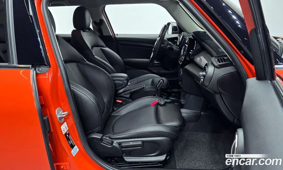 Mini Cooper 2021 1.5 автомат (гидро), фото 16
