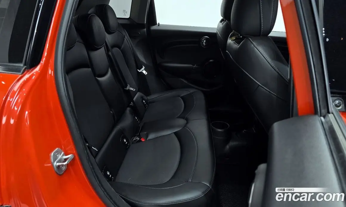 Mini Cooper 2021 1.5 автомат (гидро), фото 17