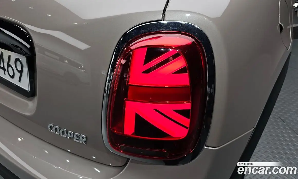 Mini Cooper 2023 1.5 автомат (гидро), фото 8