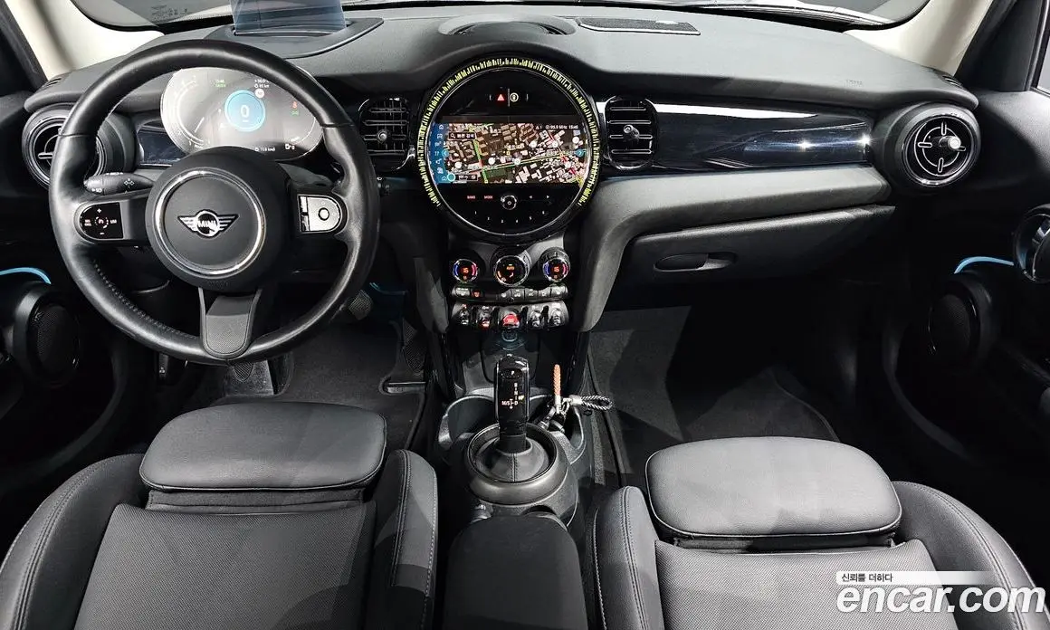Mini Cooper 2023 1.5 автомат (гидро), фото 9