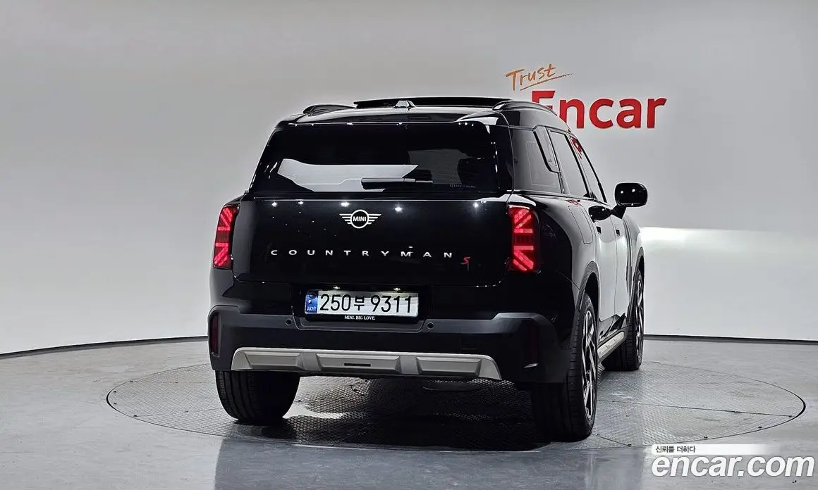 Mini Countryman 2024 2.0 автомат (гидро), фото 3 Mini Countryman 2024 2.0 автомат (гидро), фото 3