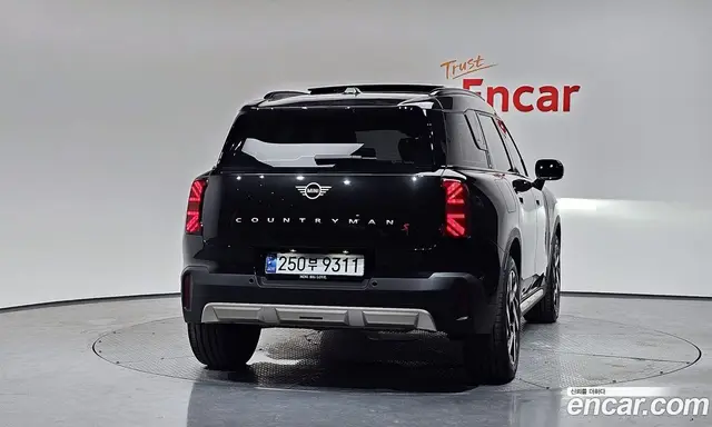 Mini Countryman 2024 2.0 автомат (гидро), миниатюра 3 Mini Countryman 2024 2.0 автомат (гидро), миниатюра 3