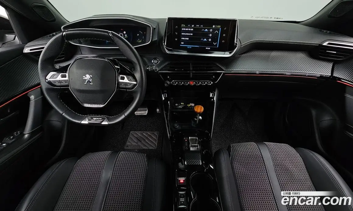 Peugeot 2008 2023 0.1 автомат (гидро), фото 9 Peugeot 2008 2023 0.1 автомат (гидро), фото 9