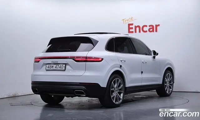 Porsche Cayenne 2019 3.0 автомат (гидро), миниатюра 2