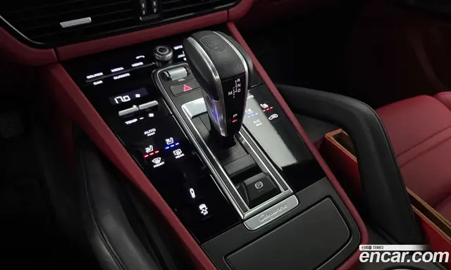 Porsche Cayenne 2023 3.0 автомат (гидро), миниатюра 12