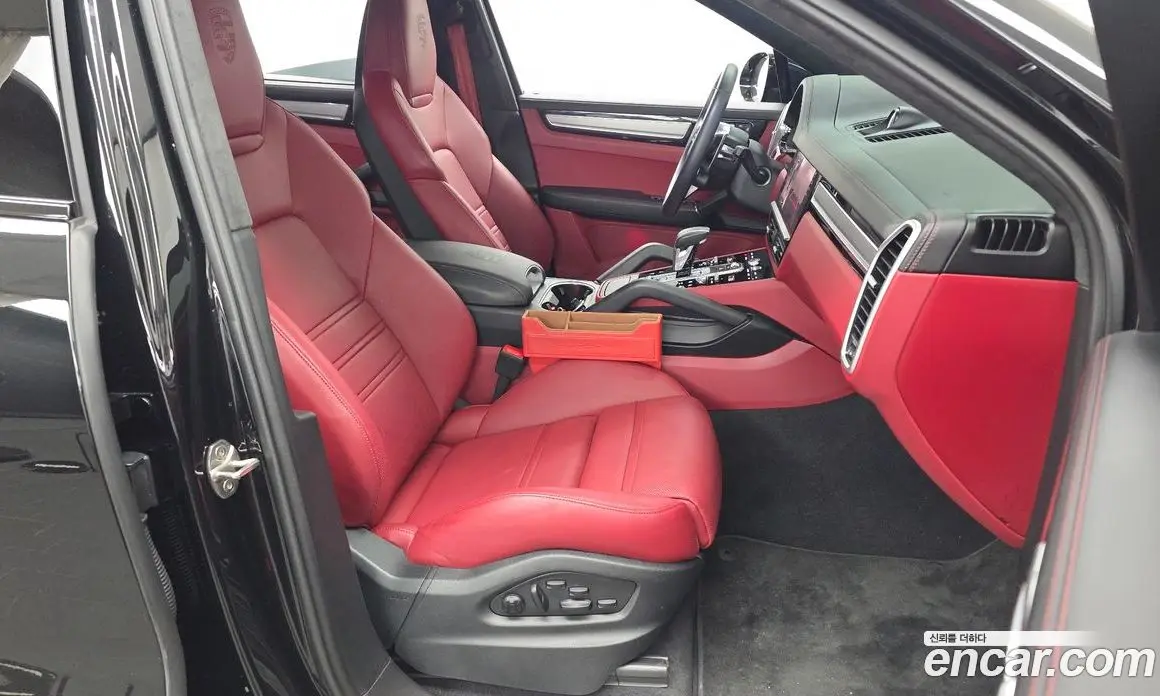 Porsche Cayenne 2023 3.0 автомат (гидро), фото 17 Porsche Cayenne 2023 3.0 автомат (гидро), фото 17