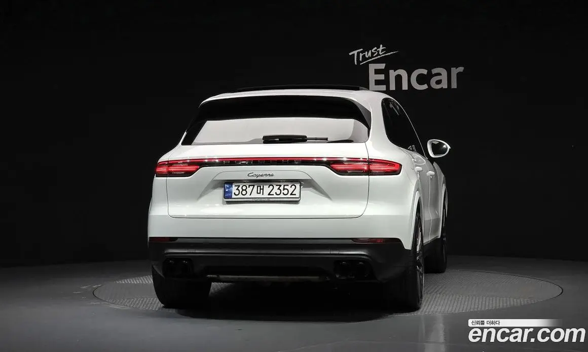 Porsche Cayenne 2023 3.0 автомат (гидро), фото 4