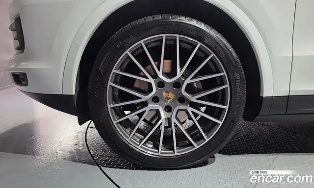 Porsche Cayenne 2023 3.0 автомат (гидро), миниатюра 5