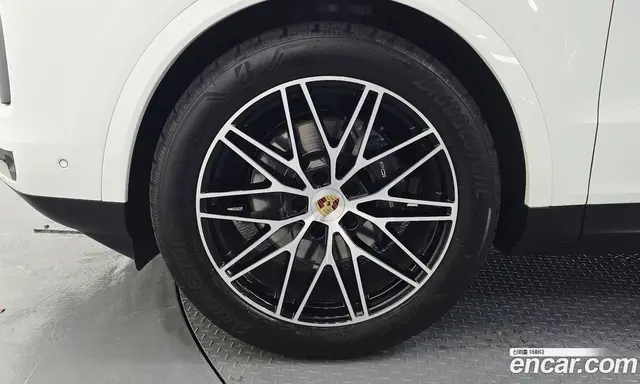Porsche Cayenne 2024 3.0 автомат (гидро), миниатюра 5 Porsche Cayenne 2024 3.0 автомат (гидро), миниатюра 5