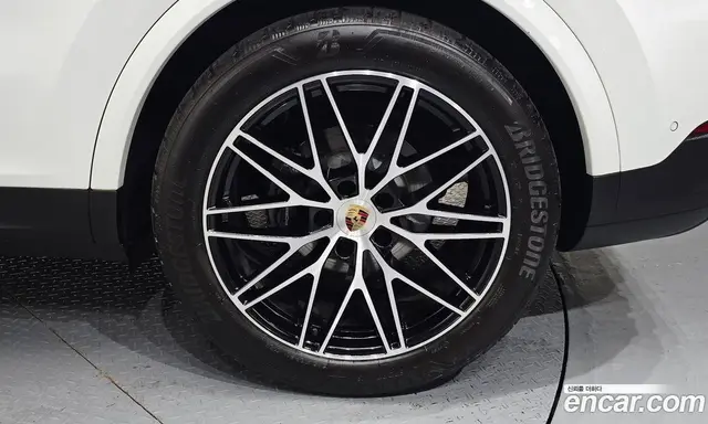 Porsche Cayenne 2024 3.0 автомат (гидро), миниатюра 7 Porsche Cayenne 2024 3.0 автомат (гидро), миниатюра 7