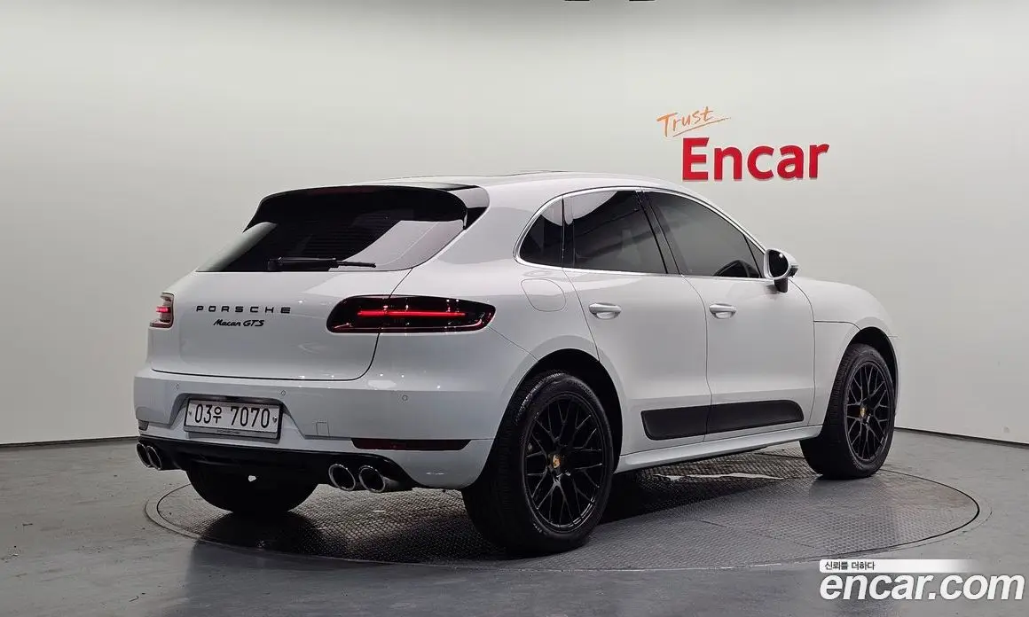 Porsche Macan 2017 3.0 автомат (гидро), фото 2 Porsche Macan 2017 3.0 автомат (гидро), фото 2