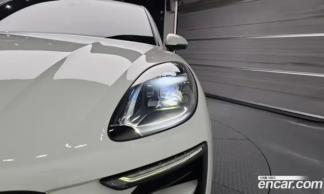 Porsche Macan 2017 3.0 автомат (гидро), миниатюра 8 Porsche Macan 2017 3.0 автомат (гидро), миниатюра 8