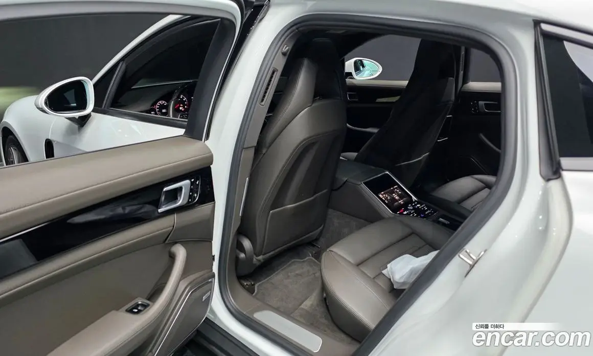Porsche Panamera 2018 3.0 автомат (гидро), фото 16