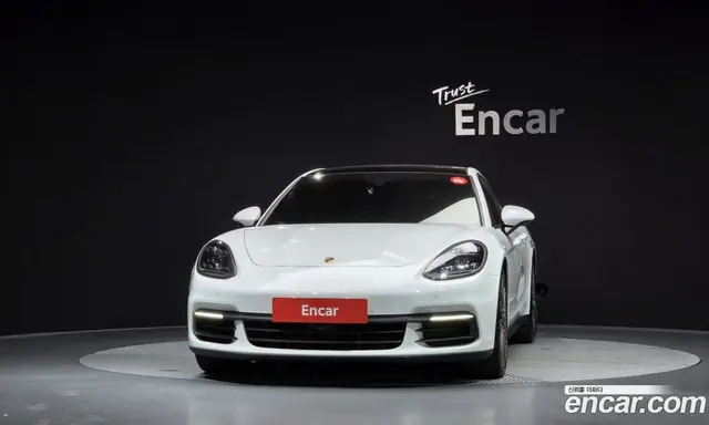 Porsche Panamera 2018 3.0 автомат (гидро), миниатюра 3