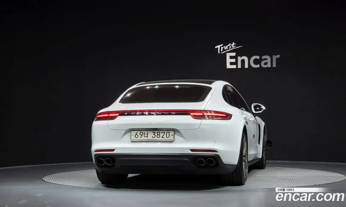 Porsche Panamera 2018 3.0 автомат (гидро), фото 4