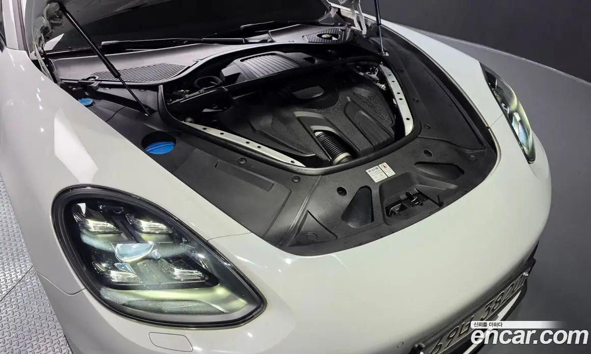 Porsche Panamera 2018 3.0 автомат (гидро), фото 6