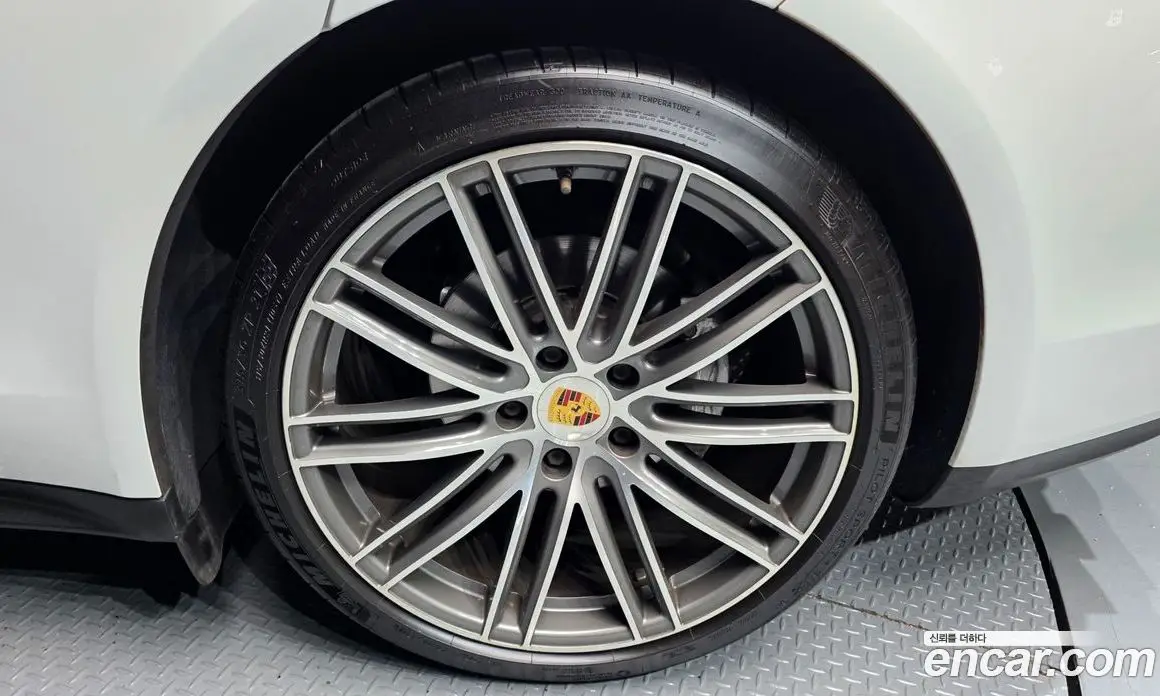 Porsche Panamera 2018 3.0 автомат (гидро), фото 7