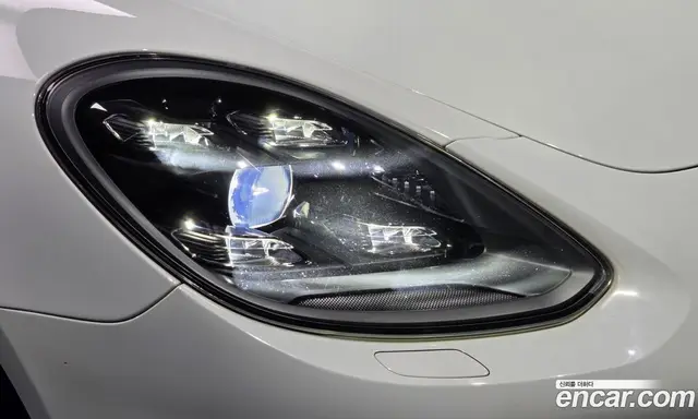 Porsche Panamera 2018 3.0 автомат (гидро), миниатюра 8