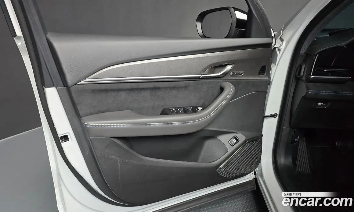 Renault (Samsung) Grand Koleos 2025 2.0 автомат (гидро), фото 14 Renault (Samsung) Grand Koleos 2025 2.0 автомат (гидро), фото 14