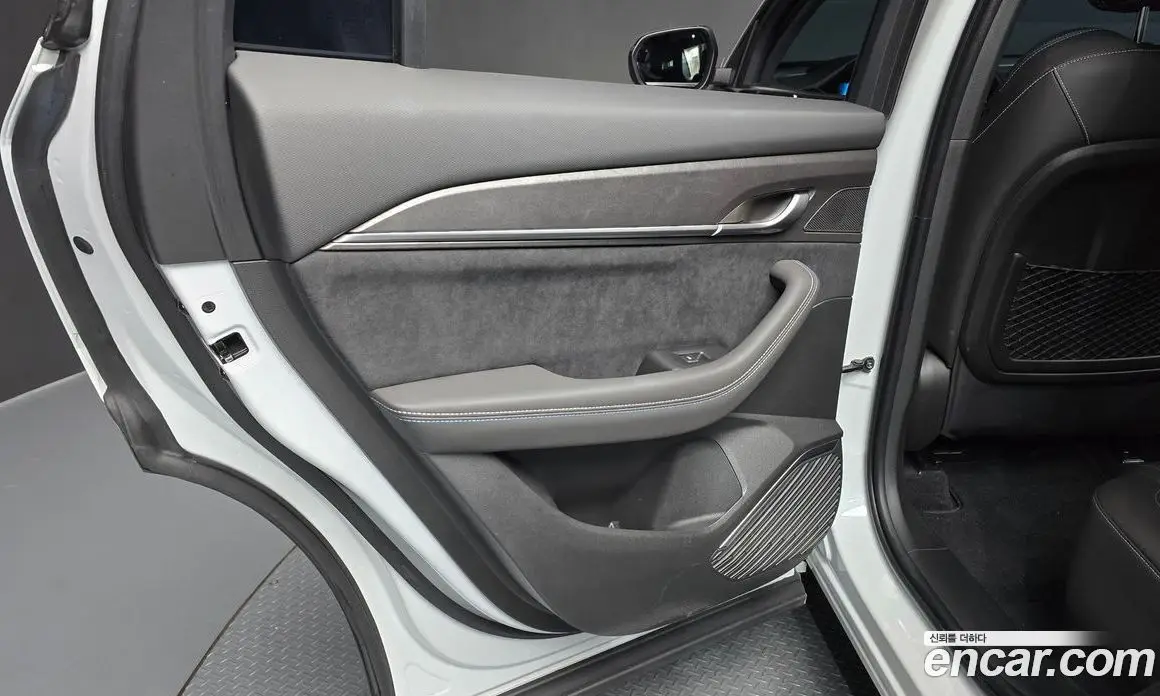 Renault (Samsung) Grand Koleos 2025 2.0 автомат (гидро), фото 15 Renault (Samsung) Grand Koleos 2025 2.0 автомат (гидро), фото 15
