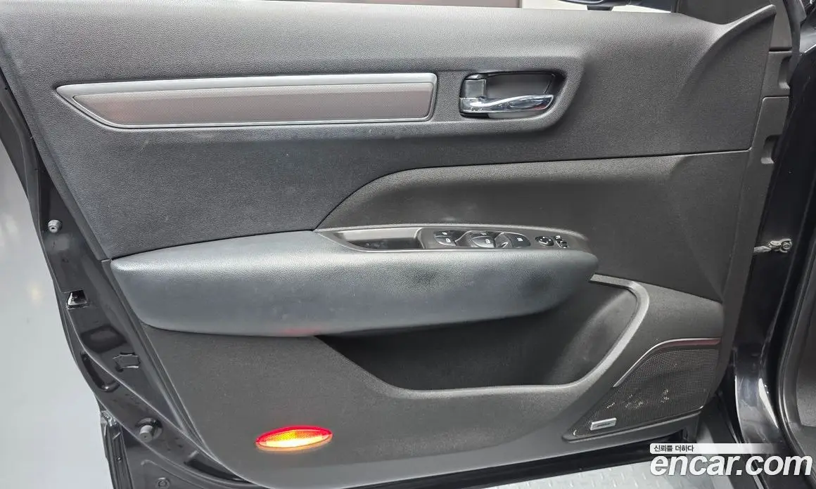 Renault (Samsung) QM6 2017 2.0 автомат (гидро), фото 14 Renault (Samsung) QM6 2017 2.0 автомат (гидро), фото 14
