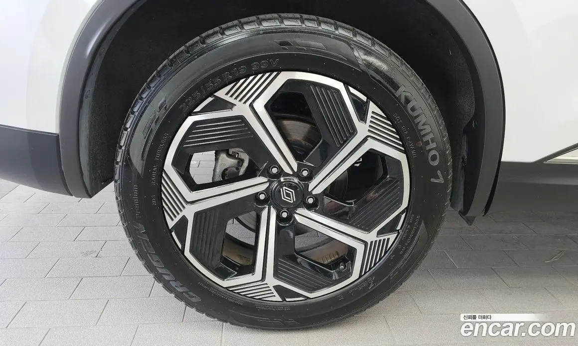 Renault (Samsung) QM6 2024 2.0 автомат (гидро), фото 5