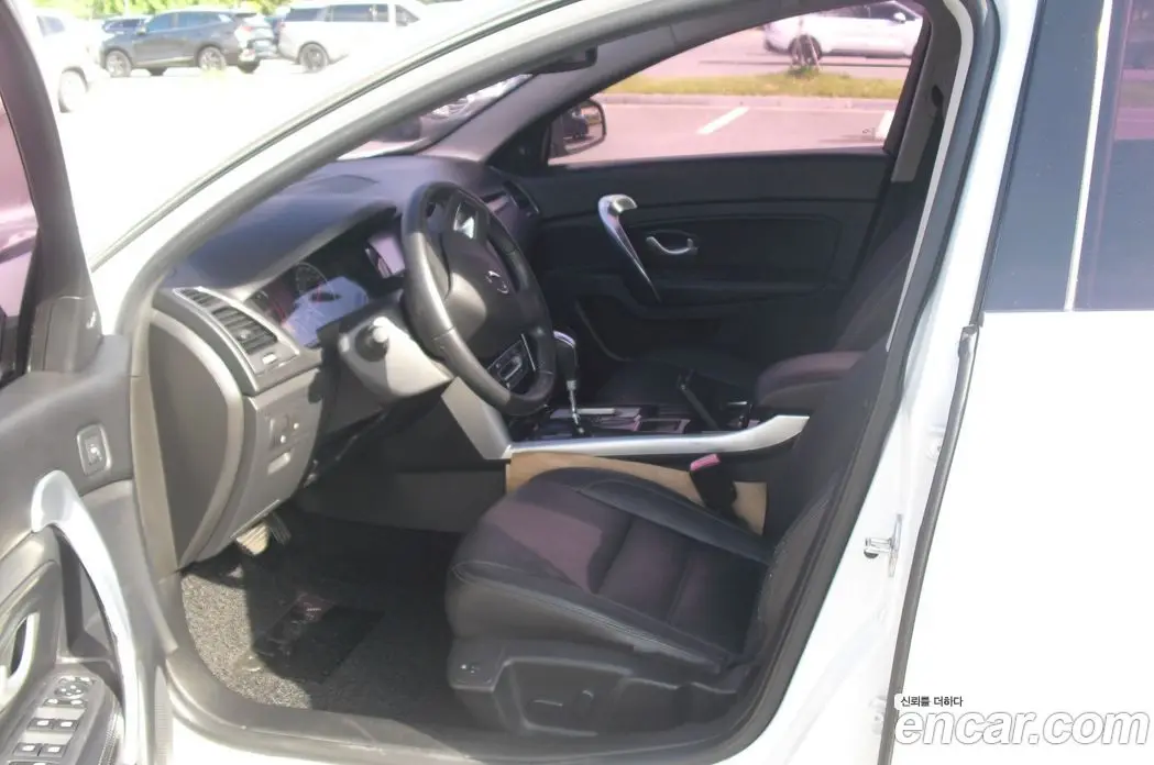 Renault (Samsung) SM5 2015 1.5 автомат (гидро), фото 8 Renault (Samsung) SM5 2015 1.5 автомат (гидро), фото 8