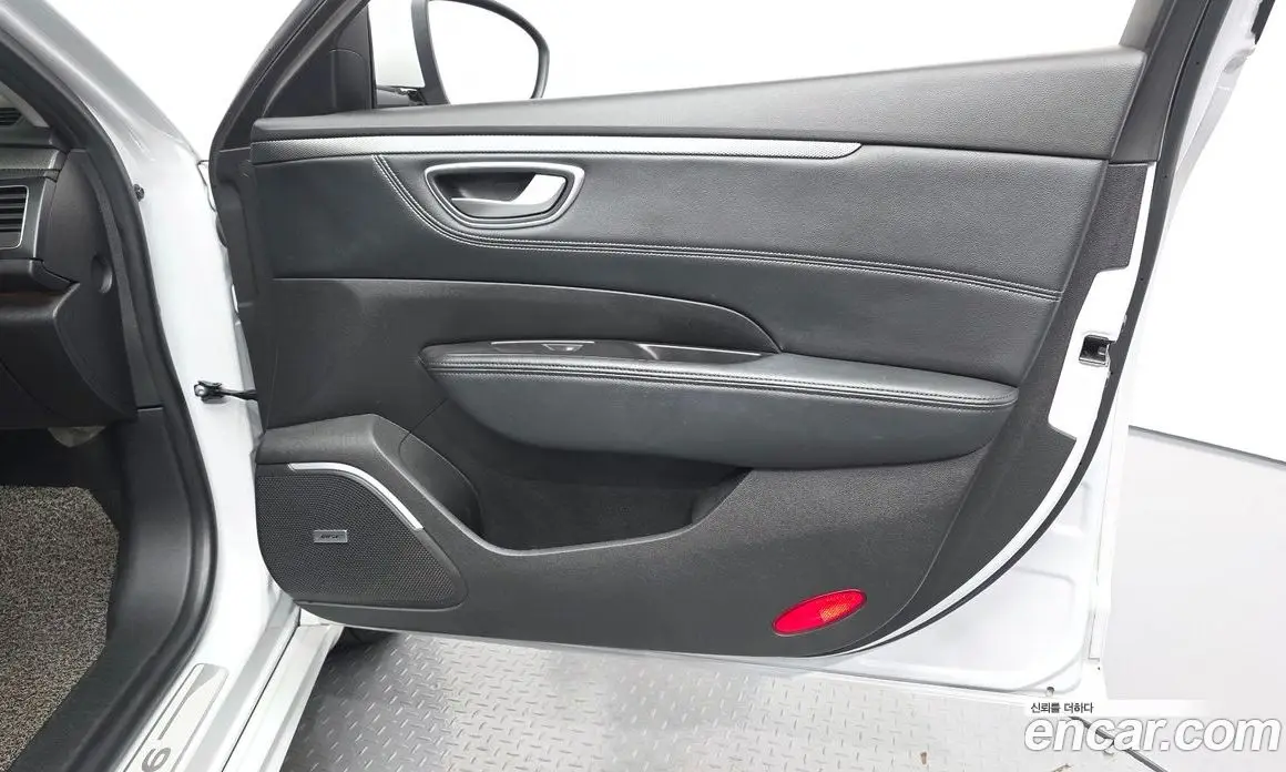 Renault (Samsung) SM6 2020 2.0 автомат (гидро), фото 14 Renault (Samsung) SM6 2020 2.0 автомат (гидро), фото 14