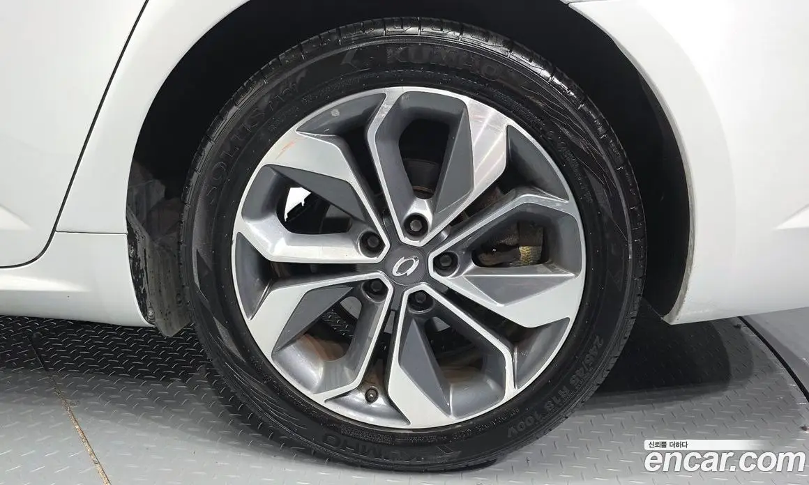 Renault (Samsung) SM6 2020 2.0 автомат (гидро), фото 7 Renault (Samsung) SM6 2020 2.0 автомат (гидро), фото 7