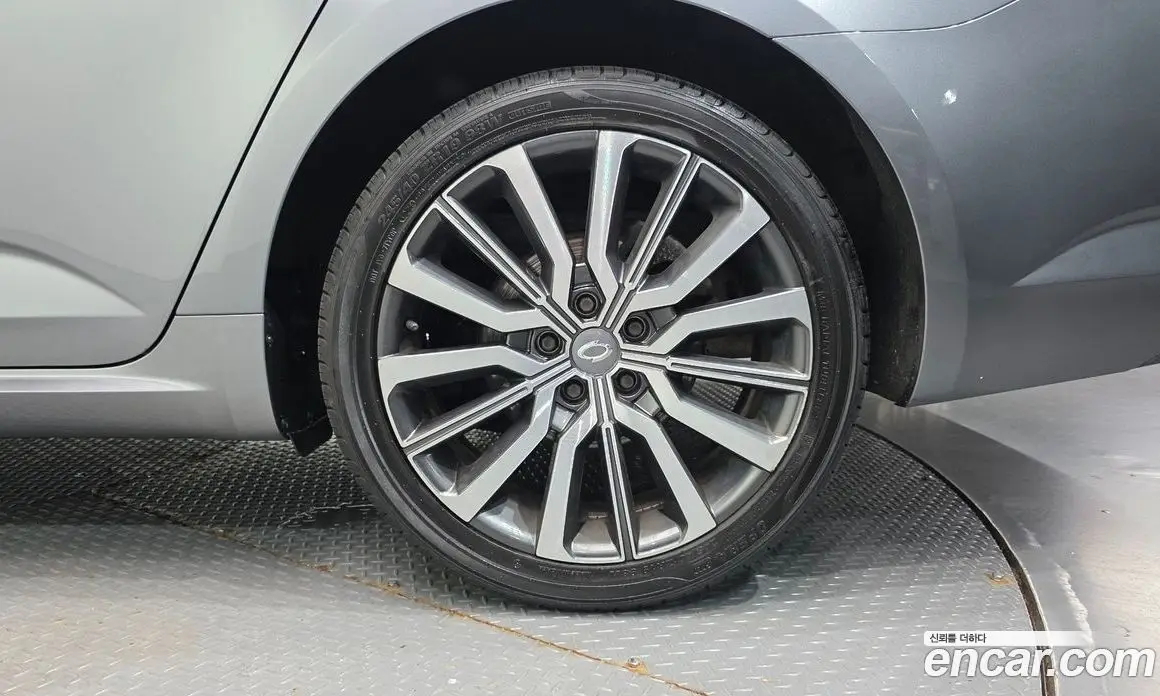 Renault (Samsung) SM6 2022 1.3 автомат (гидро), фото 7 Renault (Samsung) SM6 2022 1.3 автомат (гидро), фото 7