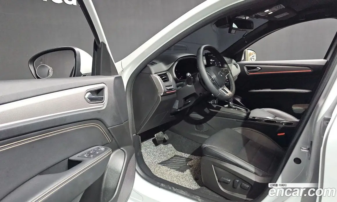 Renault (Samsung) XM3 2023 1.6 автомат (гидро), фото 12