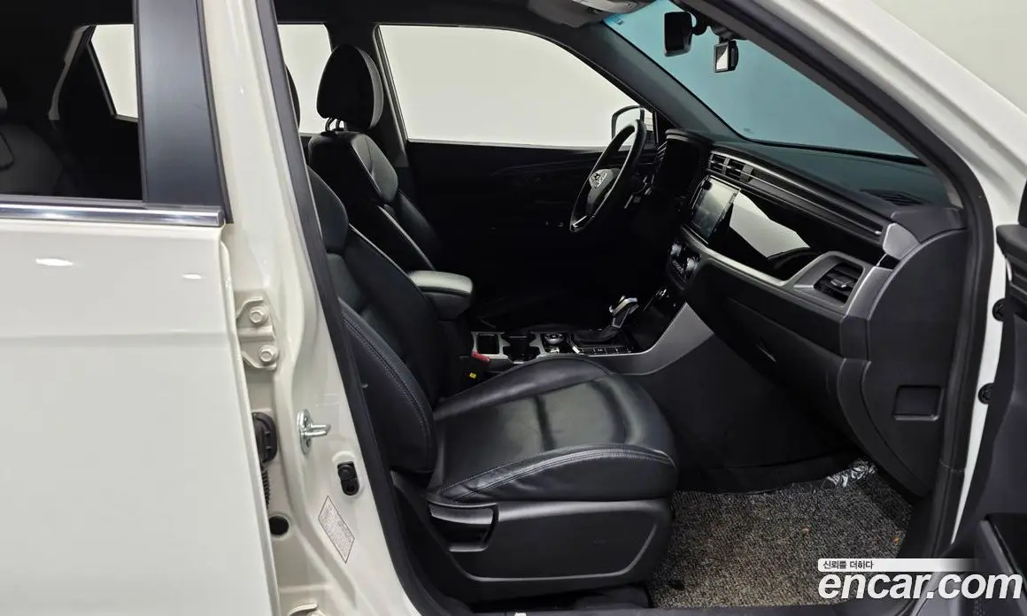 SsangYong Korando 2021 1.5 автомат (гидро), фото 17