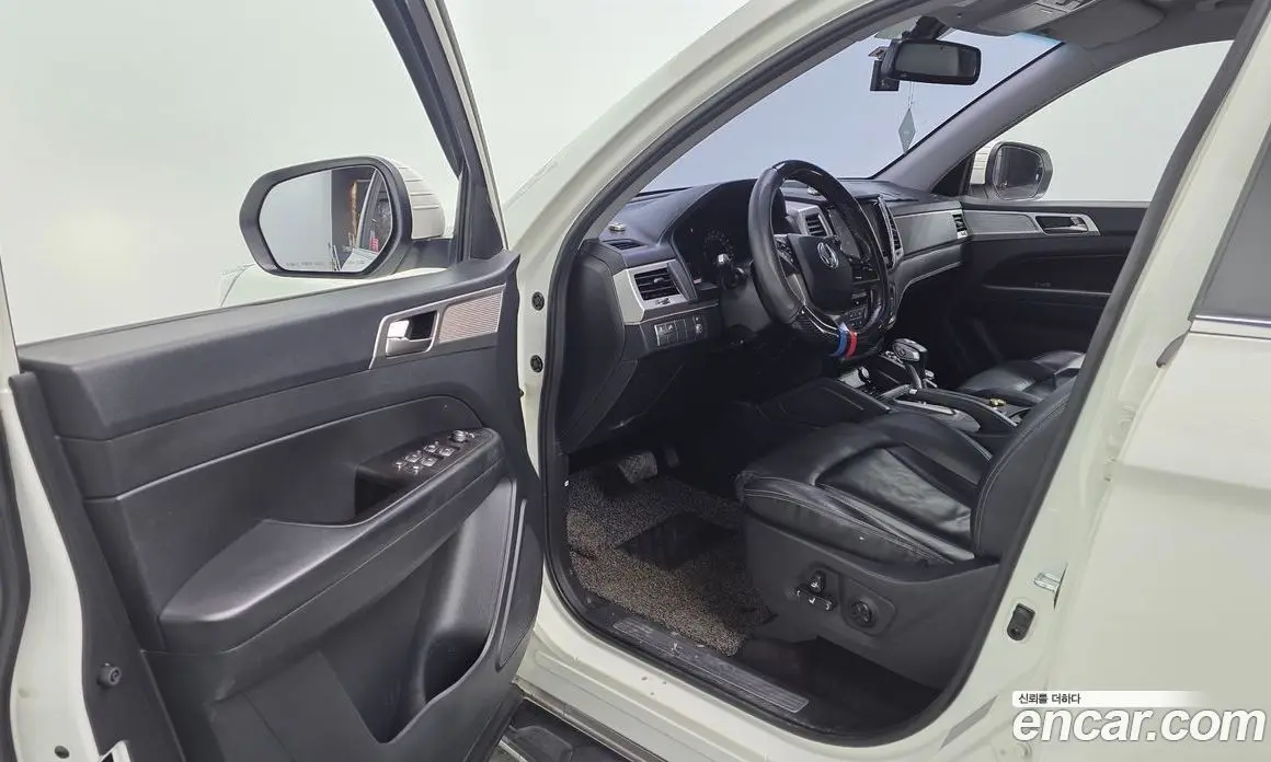 SsangYong Rexton 2019 2.2 автомат (гидро), фото 13