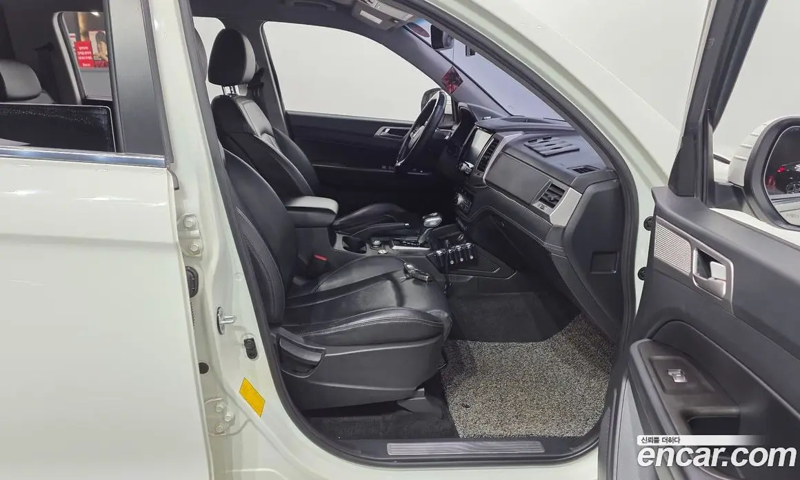SsangYong Rexton 2019 2.2 автомат (гидро), фото 18