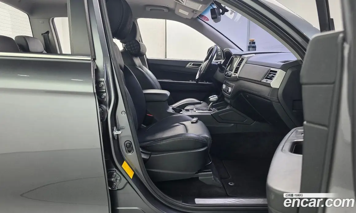 SsangYong Rexton 2019 2.2 автомат (гидро), фото 16 SsangYong Rexton 2019 2.2 автомат (гидро), фото 16
