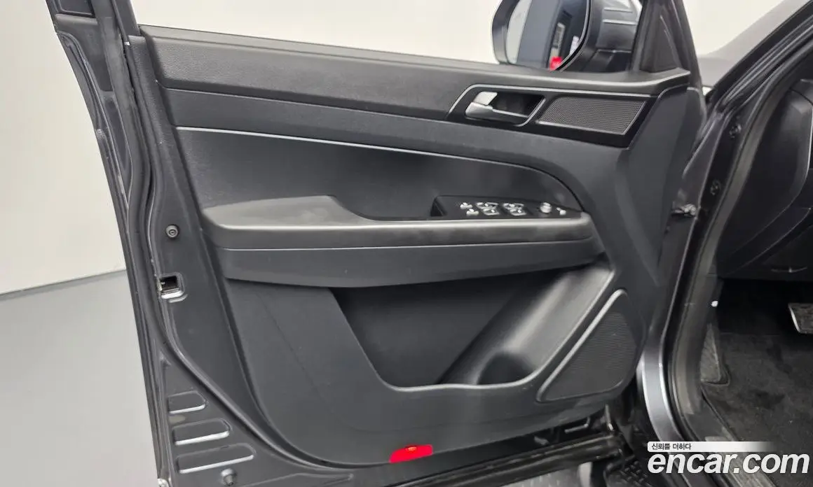 SsangYong Rexton 2020 2.2 автомат (гидро), фото 14