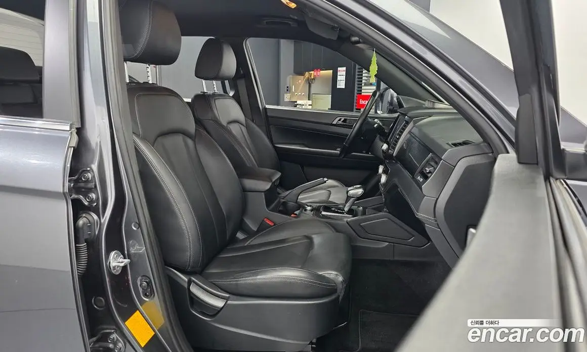 SsangYong Rexton 2020 2.2 автомат (гидро), фото 17