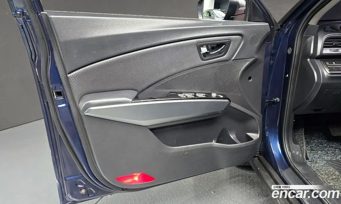 SsangYong TIBOLI 2018 1.6 автомат (гидро), фото 14