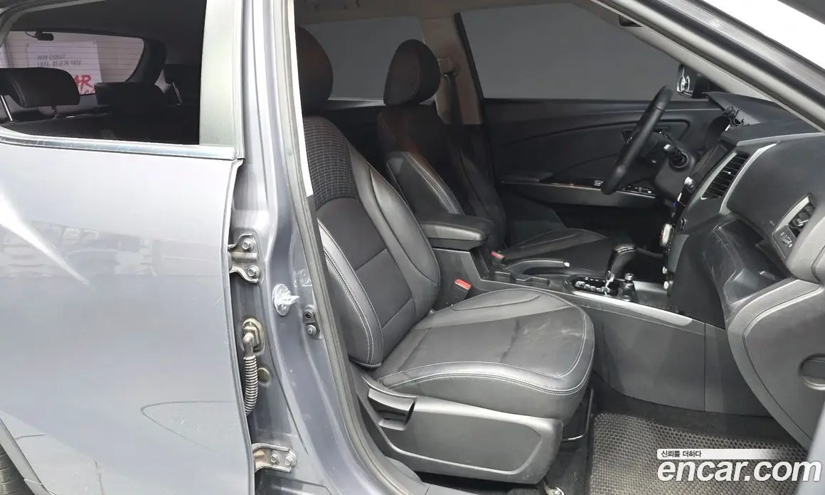 SsangYong TIBOLI 2018 1.6 автомат (гидро), фото 16